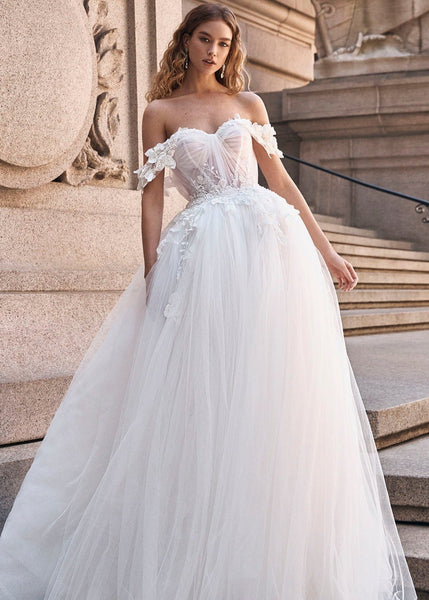 Edmonton Sample Sale - Hannah by La Premiere (Size 10) - Vancouver | Edmonton Bridal Shop Wedding Dresses