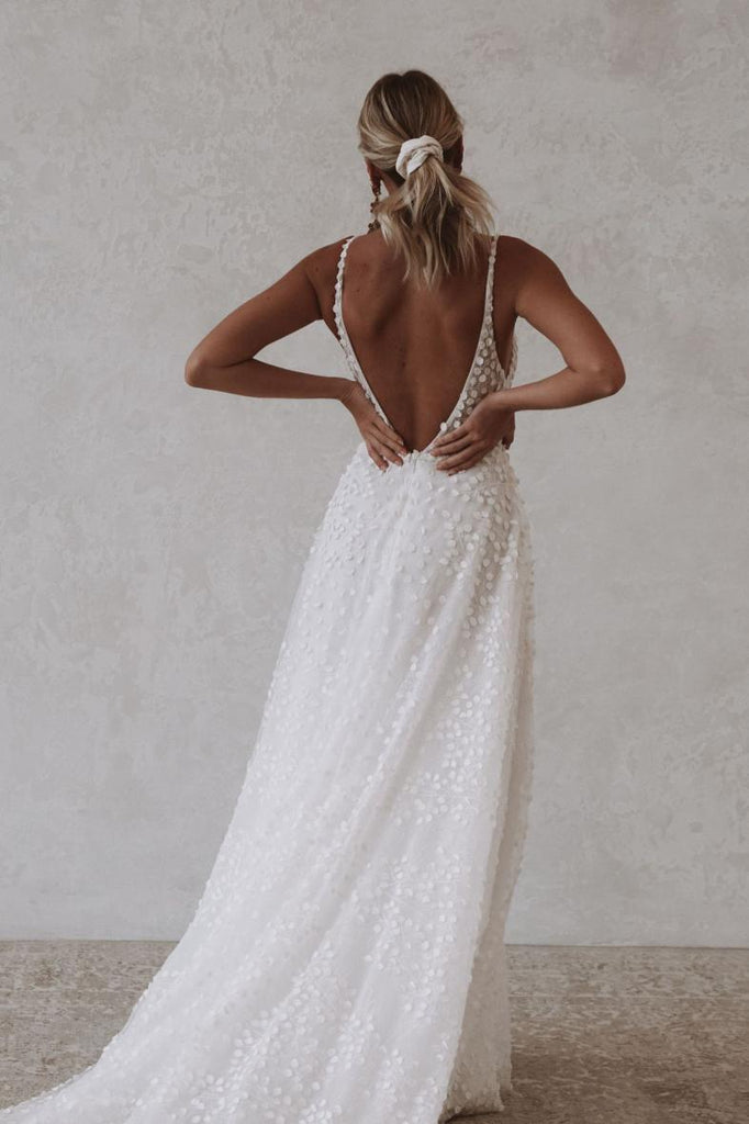 Louie Flowy - Made With Love - Edmonton - Novelle Bridal Shop- Wedding Dress