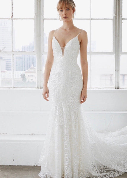 Lis Simon - Lyla - Vancouver | Edmonton Bridal Shop Wedding Dresses