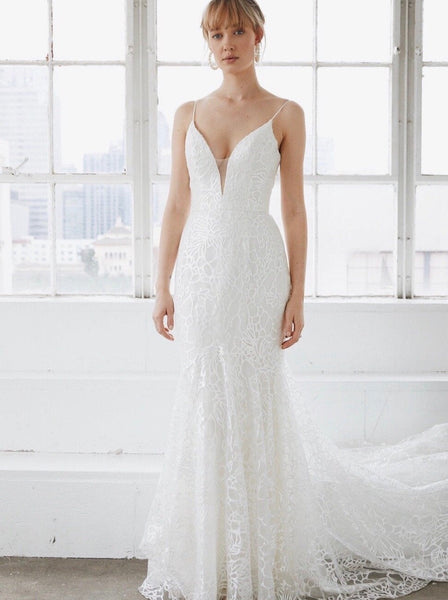 Lis Simon - Lyla - Vancouver | Edmonton Bridal Shop Wedding Dresses