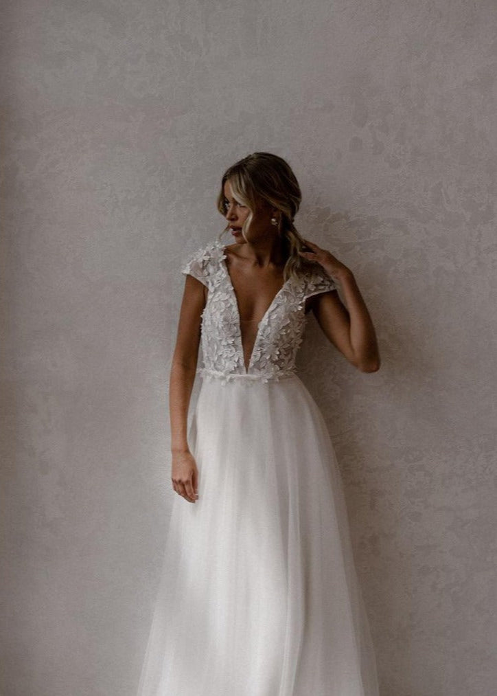 edmonton wedding dress novelle bridal shop