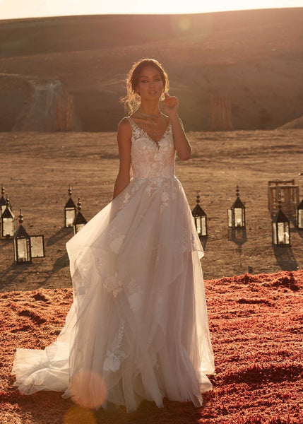 Edmonton Sample Sale - Aubrey by Madi Lane (Size 14) - Vancouver | Edmonton Bridal Shop Wedding Dresses