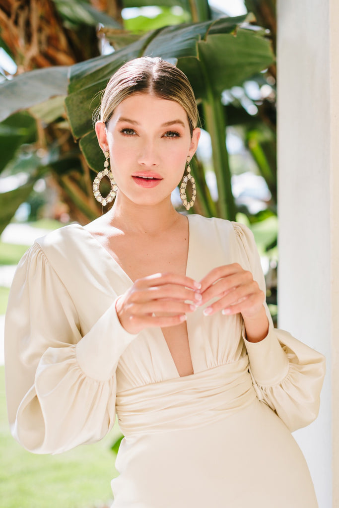watters designs clara dress Watters Clara Plunge V-Neckline Puff-Sleeve Bias-Cut Charmeuse Wedding Gown