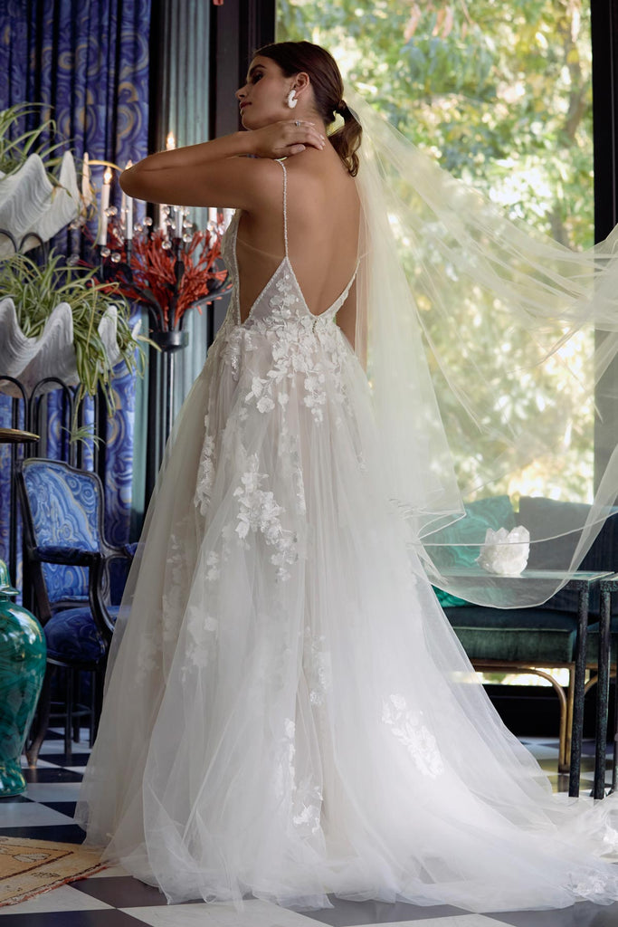 Wtoo by Watters - Joelle - Wedding Dress - Novelle Bridal Shop