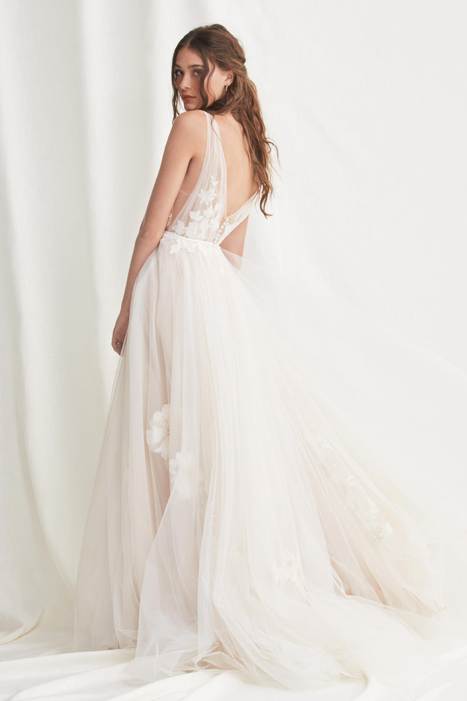 Willowby by Watters - Lainie - Wedding Dress - Novelle Bridal Shop