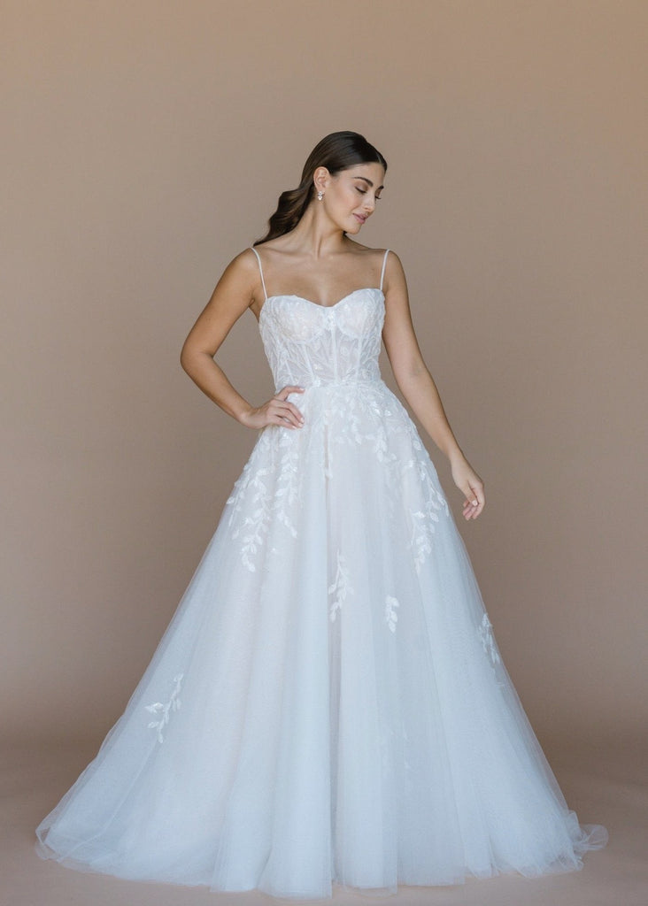 vancouver wedding dress novelle bridal shop