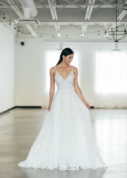 Lis Simon - Nigella - Vancouver | Edmonton Bridal Shop Wedding Dresses