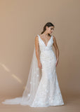 Oscar Lis Simon Vancouver wedding dress
