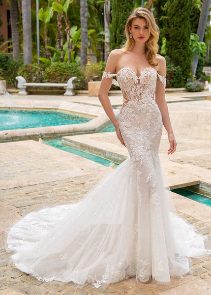 Enzoani - Raquel - Vancouver | Edmonton Bridal Shop Wedding Dresses